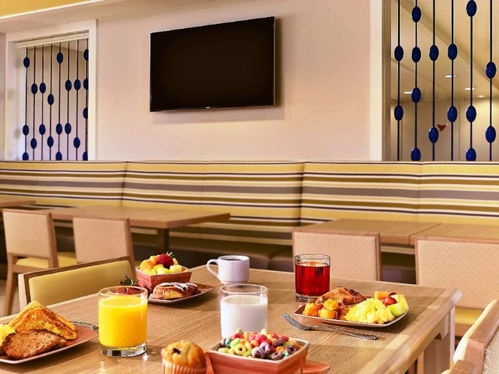 Williamsburg Sonesta Es Suites Orlando International Drive מראה חיצוני תמונה