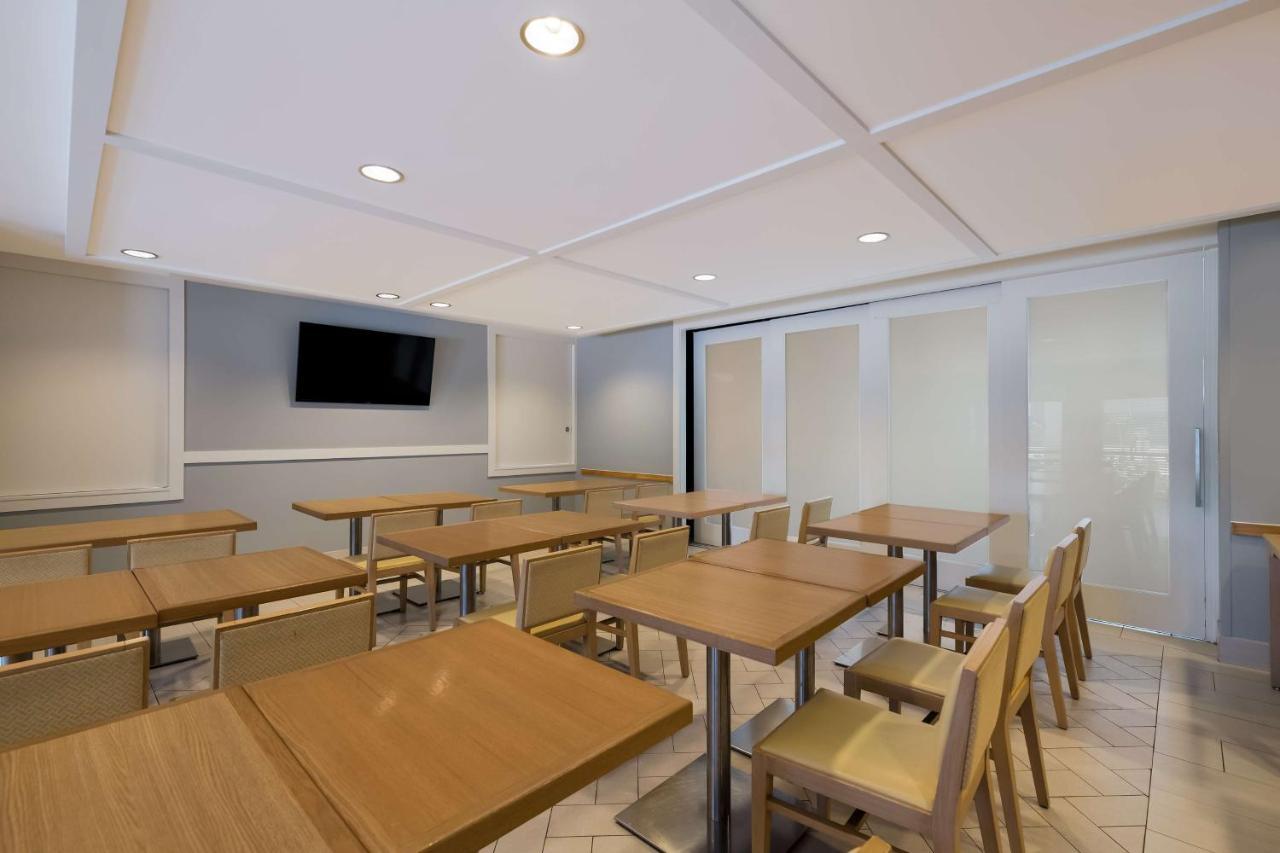 Williamsburg Sonesta Es Suites Orlando International Drive מראה חיצוני תמונה
