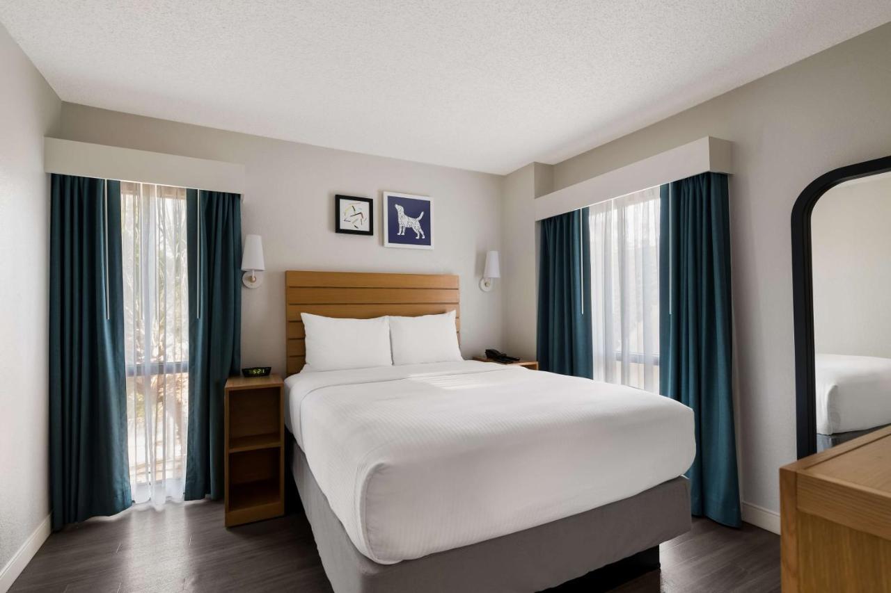 Williamsburg Sonesta Es Suites Orlando International Drive מראה חיצוני תמונה