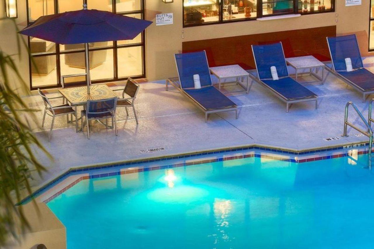 Williamsburg Sonesta Es Suites Orlando International Drive מראה חיצוני תמונה
