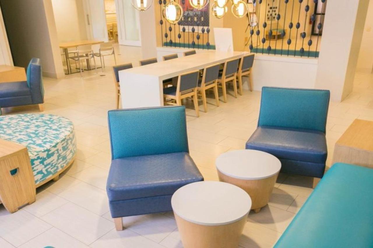 Williamsburg Sonesta Es Suites Orlando International Drive מראה חיצוני תמונה
