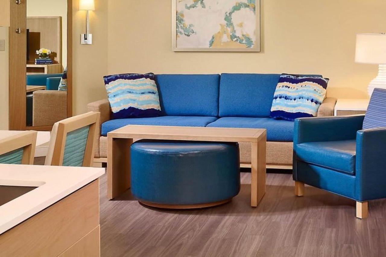 Williamsburg Sonesta Es Suites Orlando International Drive מראה חיצוני תמונה
